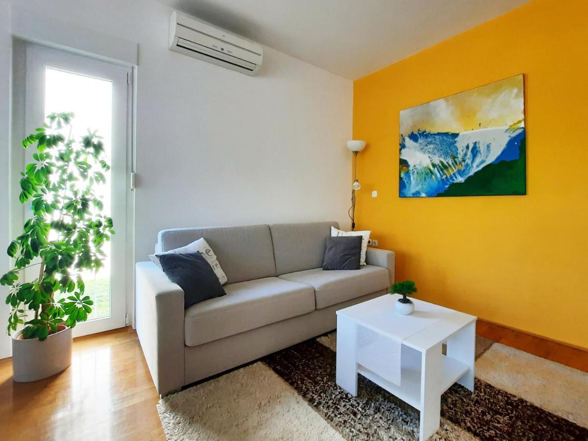 Apartment Violetta-Punta أوماغ المظهر الخارجي الصورة