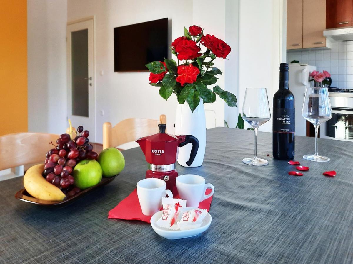 Apartment Violetta-Punta أوماغ المظهر الخارجي الصورة